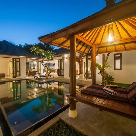 Turiya Villa Sanur Bagian luar foto