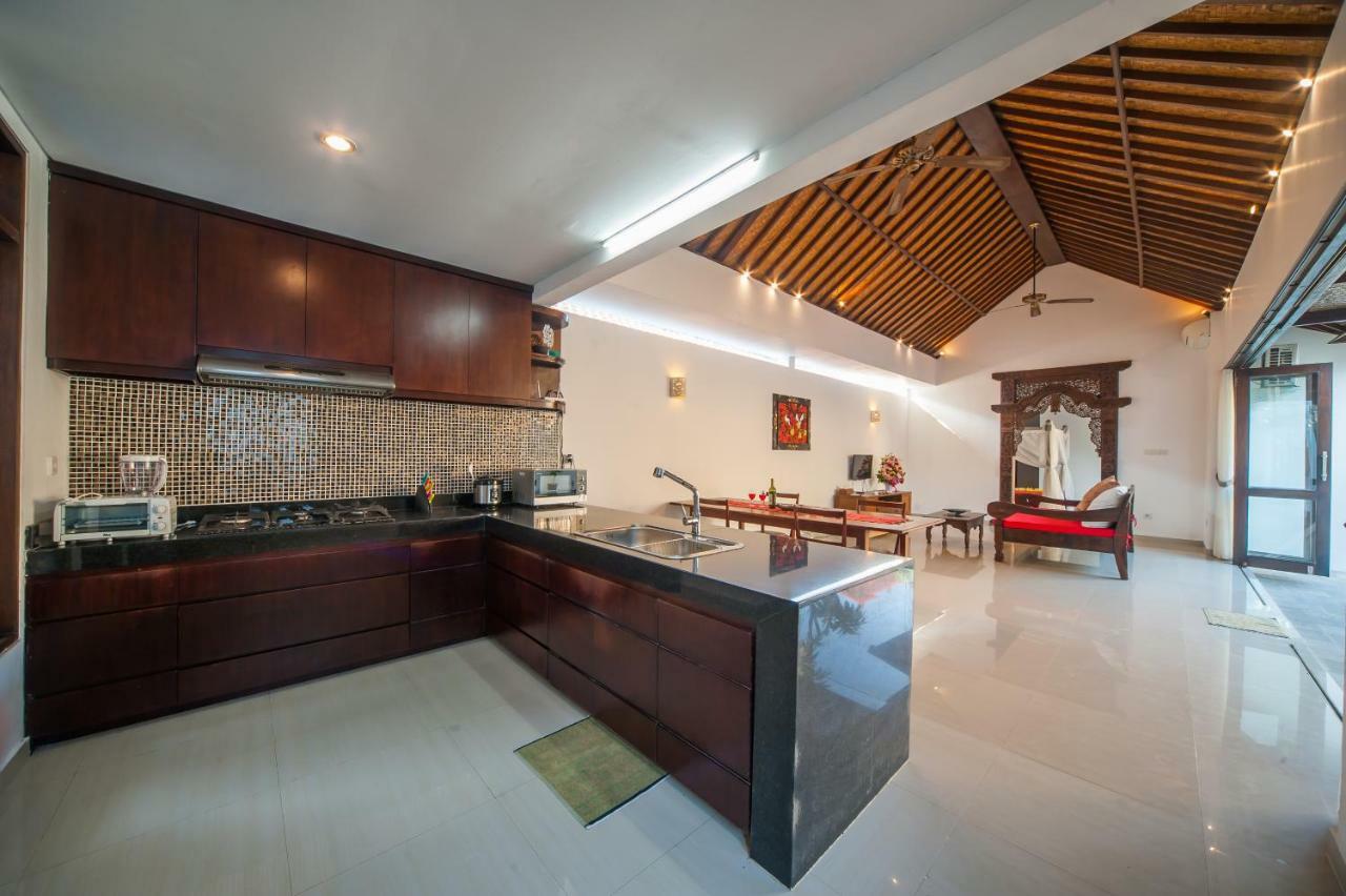 Turiya Villa Sanur Bagian luar foto